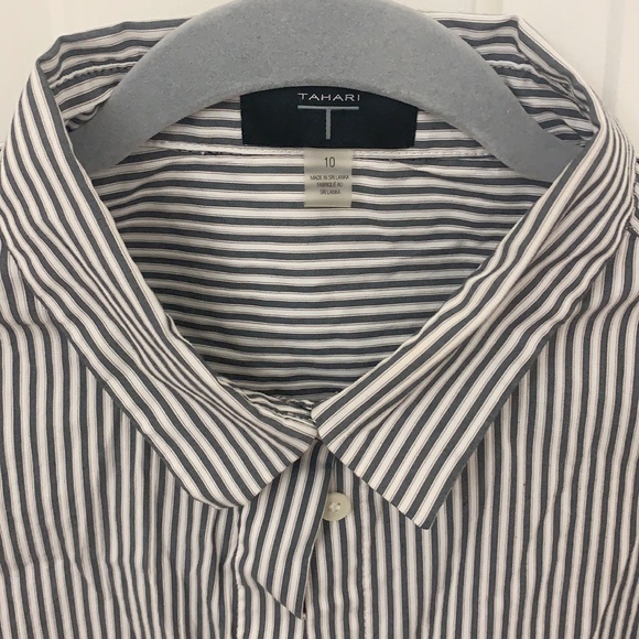 Button down - Picture 2 of 3